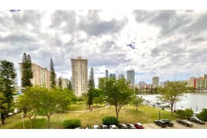 290 174th St, Sunny Isles Beach, FL 33160, Sold 07/31/25