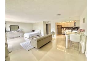 290 174th St, Sunny Isles Beach, FL 33160, Sold 07/31/25