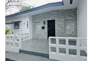 585 NE 138th St, North Miami, FL 33161, Sold 08/05/25