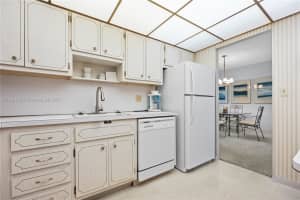 1980 S Ocean Dr, Hallandale Beach, FL 33009, Sold 07/17/25