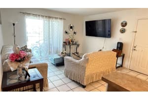 8560 Sw 212th St 203, Cutler Bay