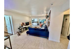 722 SW 10th St, Hallandale Beach, FL 33009 - MLS#A11796169