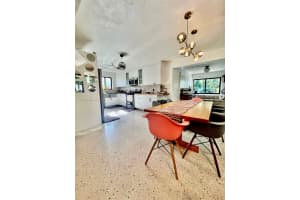 722 SW 10th St, Hallandale Beach, FL 33009 - MLS#A11796169