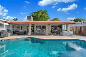 4715 Roosevelt St, Hollywood, FL 33021, Sold 07/31/25