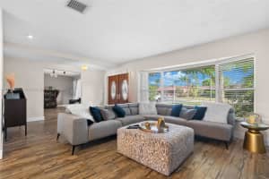 4715 Roosevelt St, Hollywood, FL 33021, Sold 07/31/25