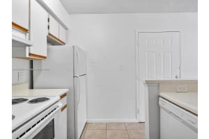 620 S Park Rd 16-2 Hollywood, FL 33021 - MLS#A11796277