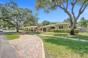 825 Ne 98th St Miami Shores, FL 33138 - MLS#A11796296