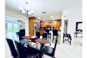 1245 Sw 85th Ave Miami, FL 33144 - MLS#A11796444