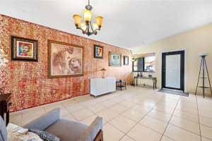 2462 W 65th St, Hialeah, FL 33016 - MLS#A11796474