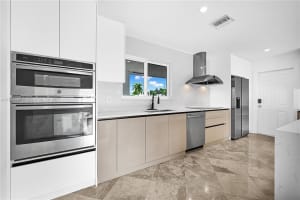 5510 Ne 18th Ave Fort Lauderdale, FL 33334 - MLS#A11796497