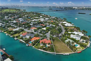10301 E Broadview Dr Bay Harbor Islands, FL 33154 - MLS#A11796508