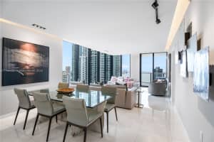 1010 Brickell Ave Unit 3501, Miami, FL 33131, Sold 08/20/25