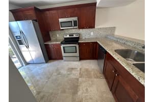 878 Crystal Lake Dr, Deerfield Beach, FL 33064 - MLS#A11796565