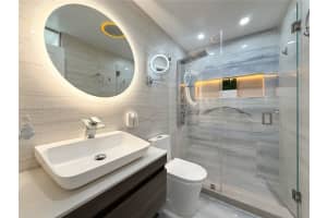 8425 NW 8th St, Miami, FL 33126, Sold 06/16/25