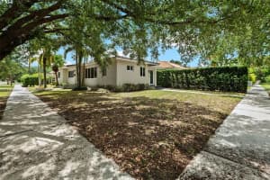 500 Oakwood Dr, Miami Springs, FL 33166, Sold 07/29/25