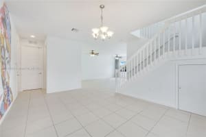 704 NE 193rd St, Miami, FL 33179, - MLS#A11796616