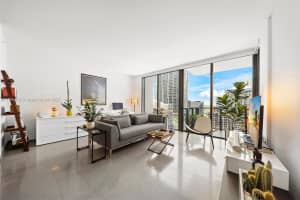 68 SE 6th St Apt 1708, Miami, FL 33131, Sold 08/08/25