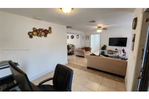 6881 Sheridan St, Hollywood, FL 33024, - MLS#A11796657