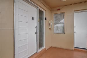 1301 NE 191st St F417, Miami, FL 33179 - MLS#A11796682