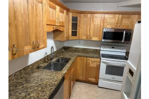 4394 NW 9th Ave 21-3C, Deerfield Beach, FL 33064 - MLS#A11796687