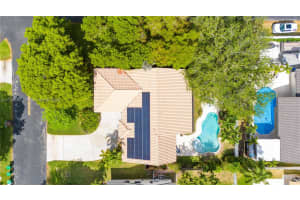 15941 Cobblestone Ct Davie, FL 33331 - MLS#A11796690
