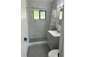 725 Nw 1st Ct 2 Hallandale Beach, FL 33009 - MLS#A11796778