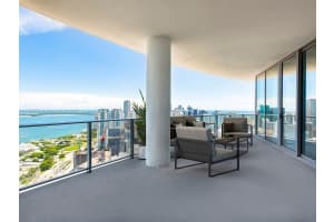 851 NE 1st Ave, Miami, FL 33132, - MLS#A11796872