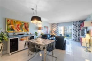 16900 Ne 14th Ave 201, North Miami Beach