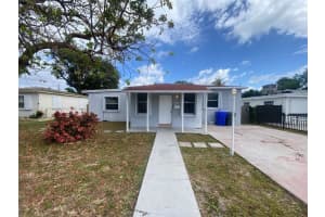 2459 Funston St, Hollywood