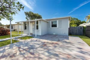 2459 Funston St Hollywood, FL 33020 - MLS#A11796943