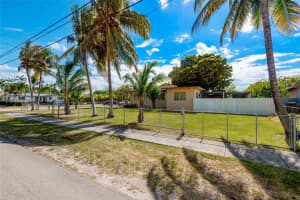 4170 SW 95th Ave, Miami, FL 33165, Sold 06/02/25