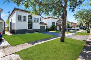 2562 W Saratoga Dr, Hollywood, FL 33026, Sold 07/08/25