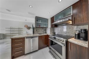 770 Claughton Island Dr ph-26, Miami, FL 33131, Sold 12/09/25
