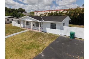 20570 Nw 1st Ct Miami Gardens, FL 33169 - MLS#A11797134