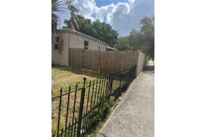 201 Ludlam Dr, Miami Springs, FL 33166, Sold 07/09/25