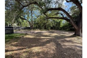3850 Plaza St Miami, FL 33133 - MLS#A11797155