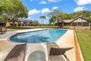 8700 Surrey Ln Boca Raton, FL 33496 - MLS#A11797160