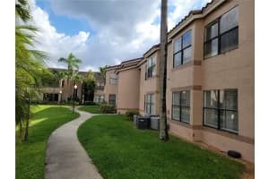 2900 S University Dr, Davie, FL 33328, Sold 07/25/25