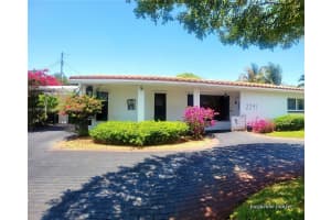 2241 Ne 38th St 0 Lighthouse Point, FL 33064 - MLS#A11797164