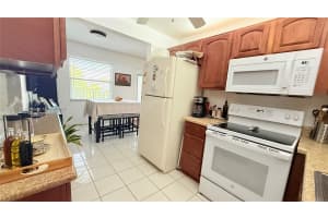 13450 SW 3rd St #308d, Pembroke Pines, FL 33027, - MLS#A11797193
