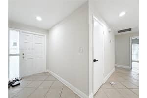 10430 SW 51st St, Cooper City, FL 33328, Sold 07/18/25