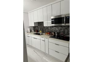 6055 W 19th Ave APT 216, Hialeah, FL 33012, - MLS#A11797248