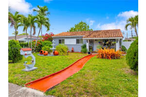 890 W 36th St, Hialeah, FL 33012, Sold 07/03/25