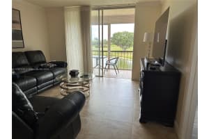9320 S Hollybrook Lake Dr APT 303, Pembroke Pines, FL 33025, - MLS#A11797276
