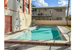 7801 Abbott Ave APT 306, Miami Beach, FL 33141, Sold 08/28/25