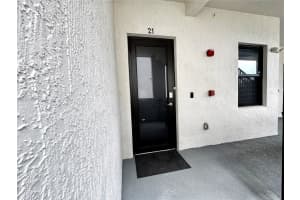 8175 NW 104th Ave Apartment 21, Doral, FL 33178, - MLS#A11797309
