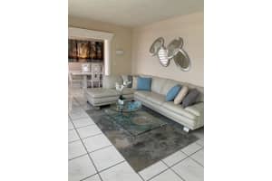 707 W 39th Pl, Hialeah, FL 33012, Sold 07/28/25