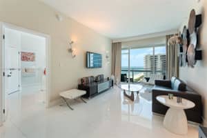 6801 Collins Ave Ph10 Miami Beach, FL 33141 - MLS#A11797455
