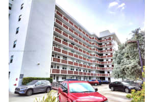 3660 NE 166th St APT 302, North Miami Beach, FL 33160, - MLS#A11797479