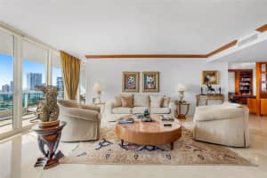 19955 NE 38th Ct, Aventura, FL 33180, Sold 07/07/25